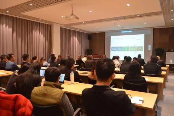 总有一个比你忙的人在莲花演说学习(图4)